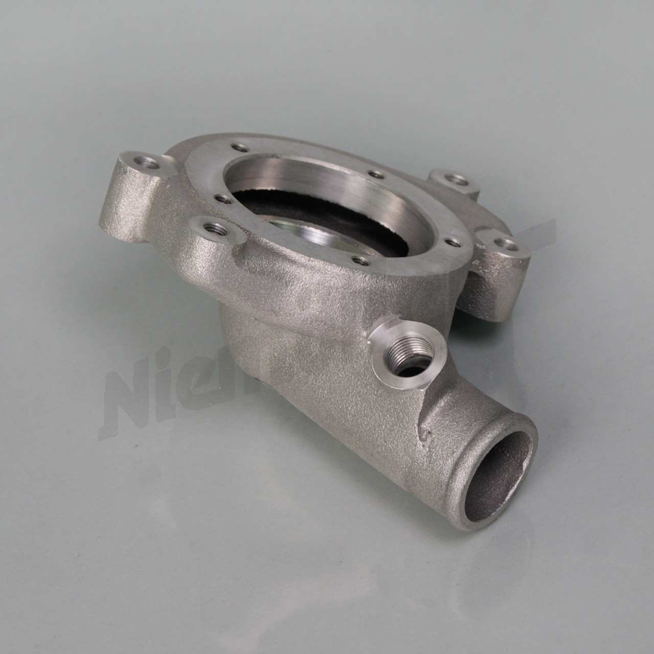 C 20 048 - Corps de pompe à eau 70mm, roue à ailettes