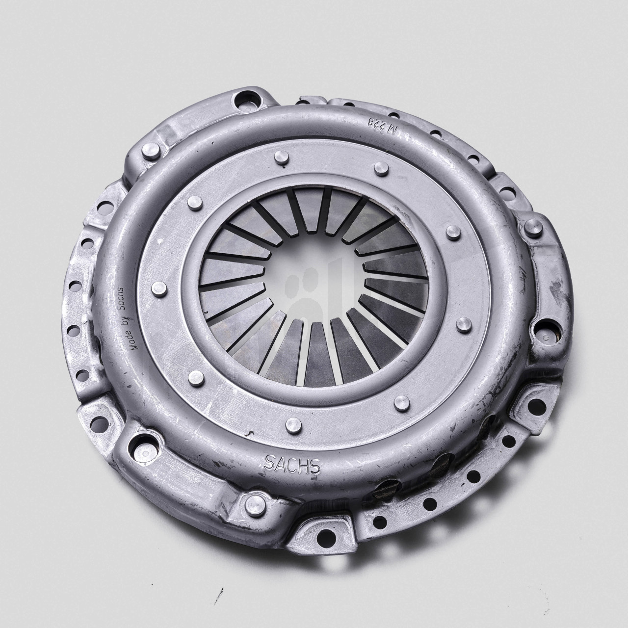 C 25 002c - Diyafram yaylı debriyaj baskı plakası (C 25 002a için yedek)