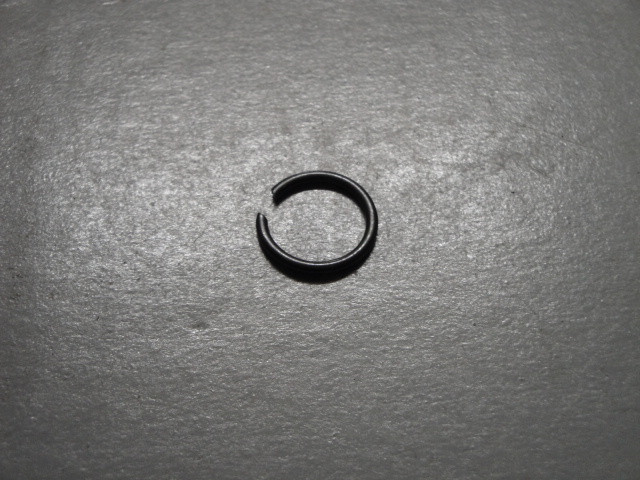 C 25 056b - Geçmeli halka (bilye üzerindeki serbest bırakma çatalı için)