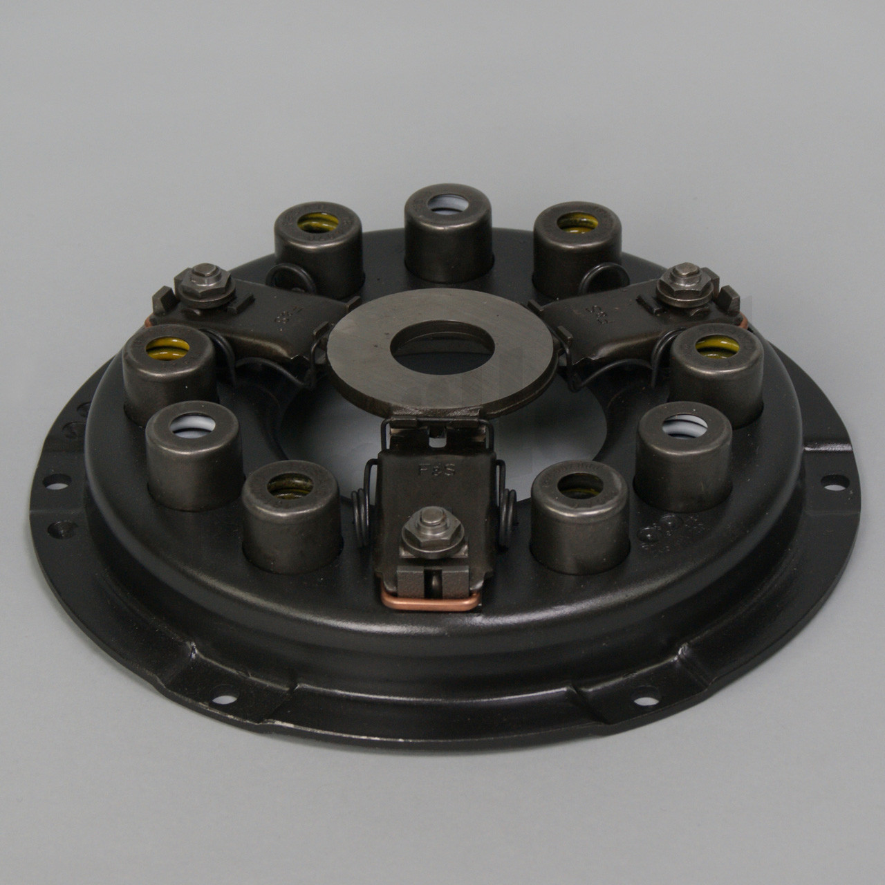 C 25 067 - Révision de la plaque de pression de l'embrayage