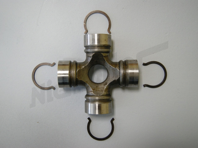 C 35 157 - Üniversal mafsal yıldızı