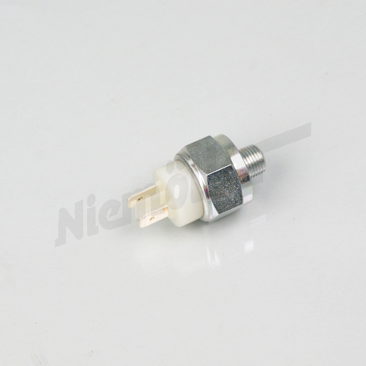 C 42 269 - Przełącznik świateł hamowania M10X1