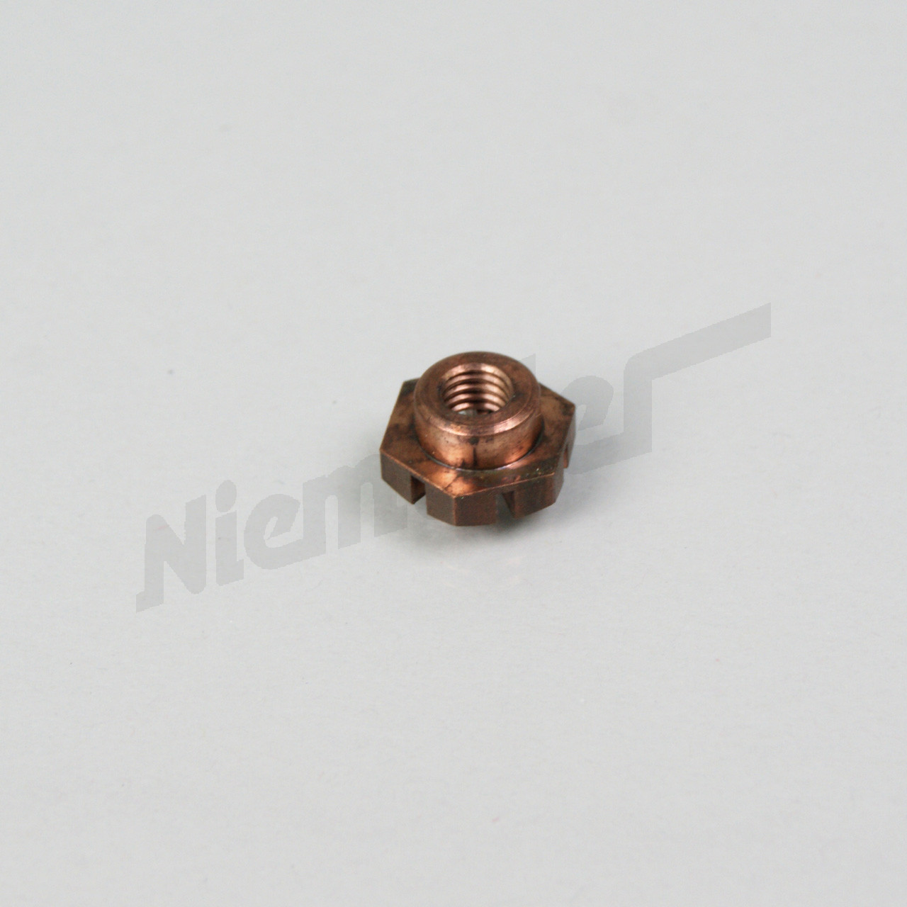 C 46 153 - Dado di regolazione per la vite di contatto