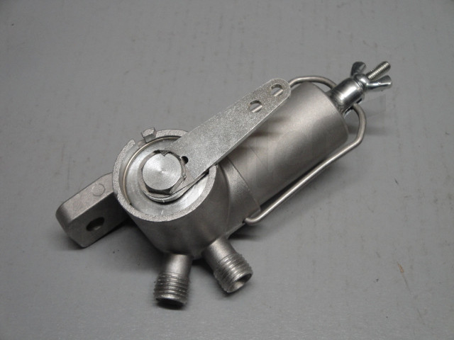 C 47 038 - fuel filter unit - early version