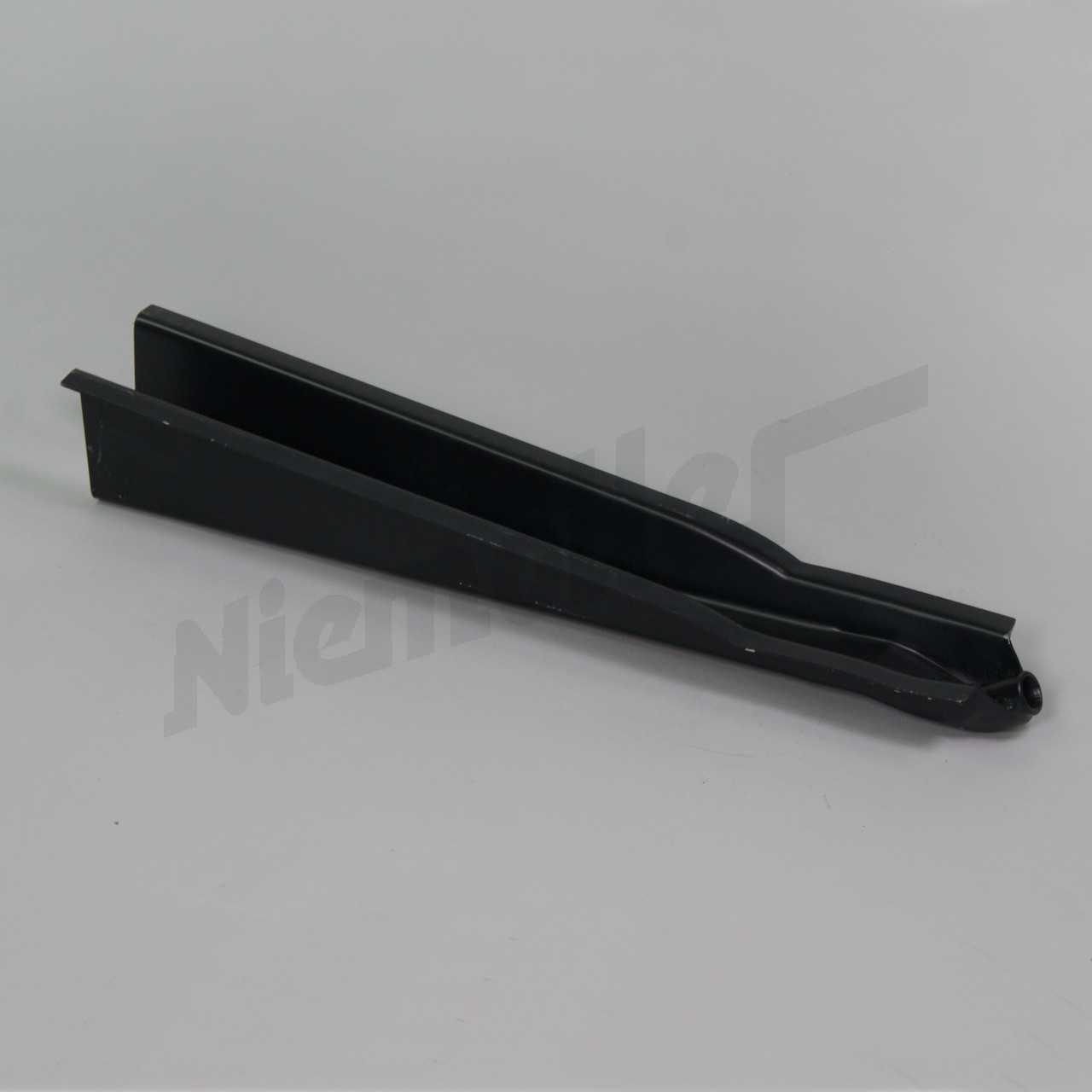 C 61 046a - Traverse avec support de chariot v. pour 1 côté