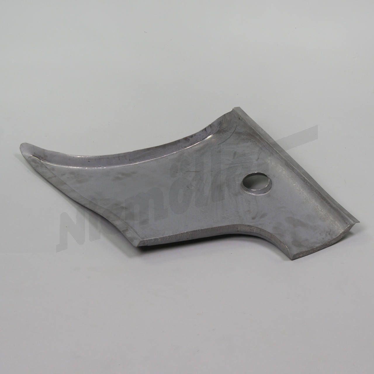 C 64 004b - Sağ arka alt kısımdaki onarım paneli