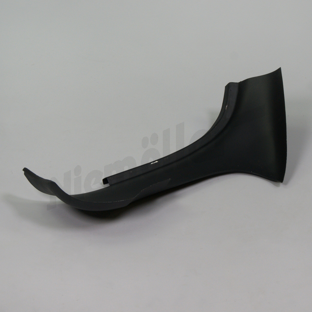 C 64 021 - rear fender LHS 220S/SE/C. 3 parts