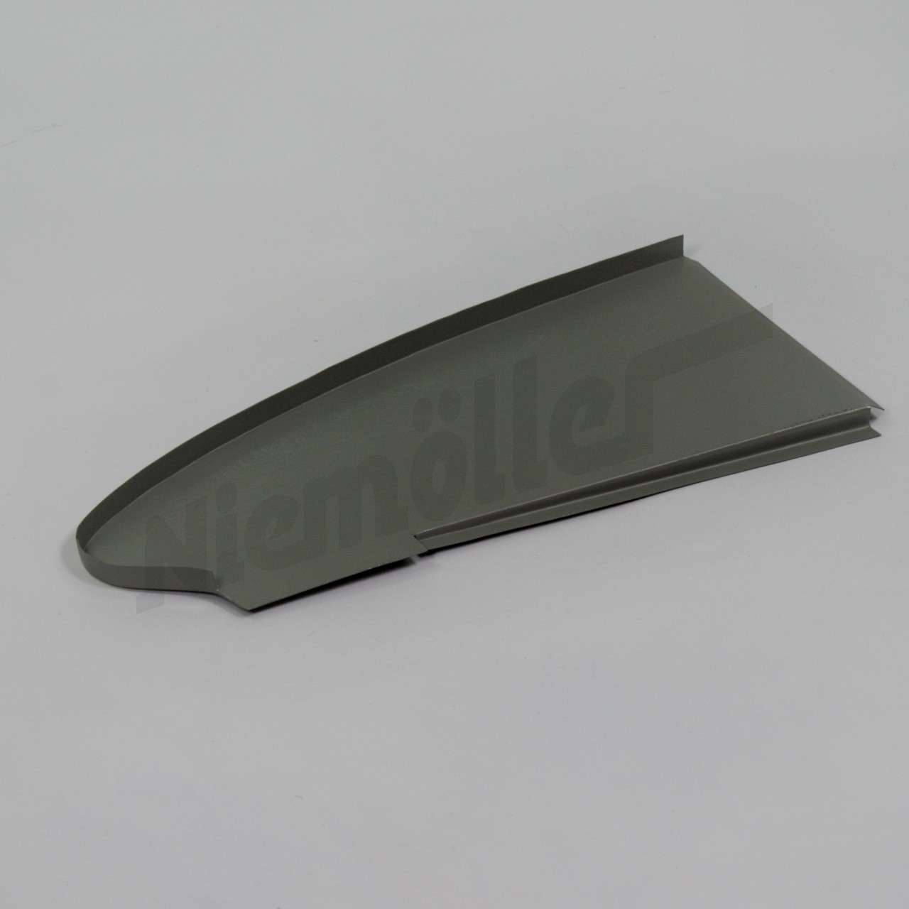 C 64 026 - Pavimento posteriore destro vicino all'alloggiamento della ruota 190SL