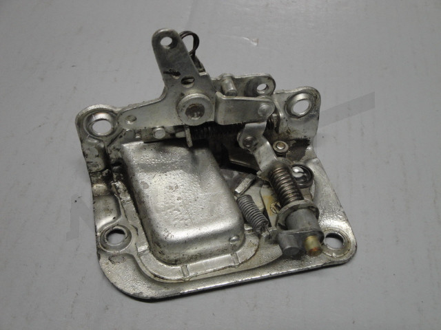 C 72 026 - Çift kama kilit sağ