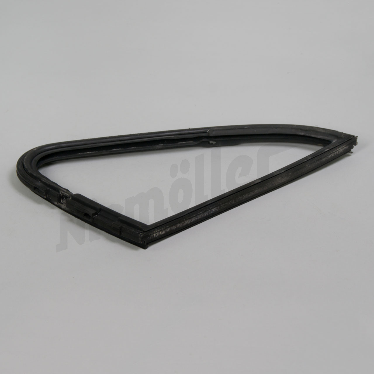 C 72 094b - Afdichtingsframe, openend raam rechts Ponton Sedan Origineel