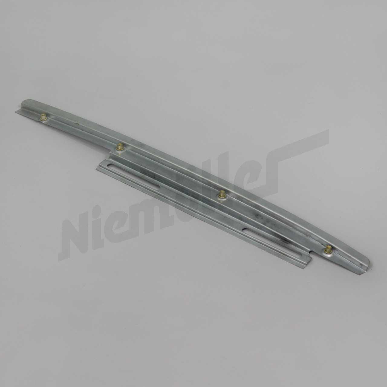 C 72 134b - Raamstijl links 190SL