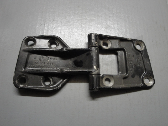 C 73 010 - Zawias u góry z lewej strony