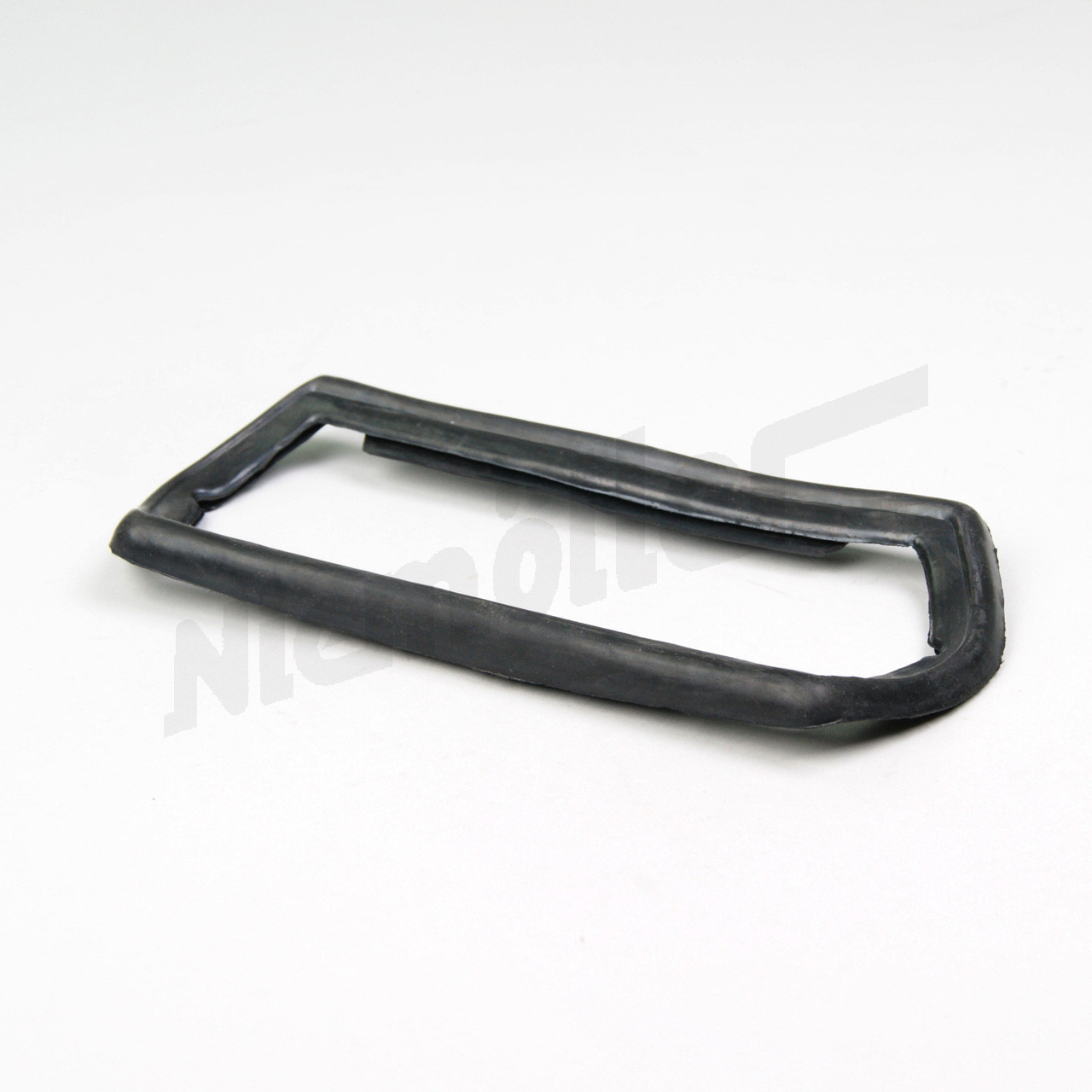 C 82 239 - gumowa podkładka, tylne światło duża wersja, późno