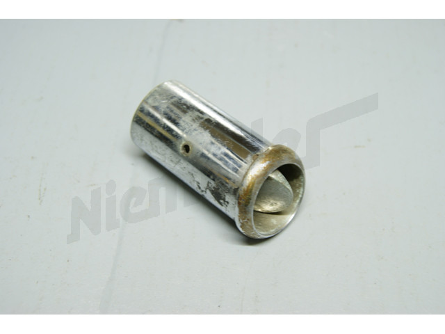 C 83 056 - Dysza pierścieniowa pozostawiona w rozdzielnicy