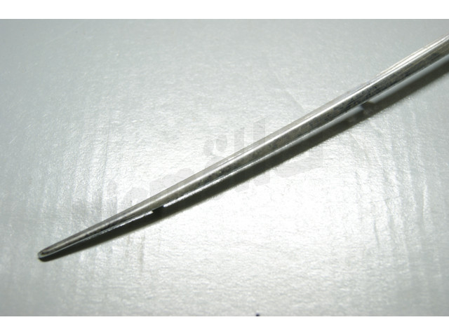 C 88 048 - Listwa ozdobna na tylnym błotniku po lewej stronie