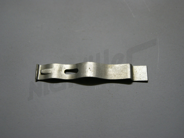 C 88 157 - Sprężyna reflektora na klaksonie