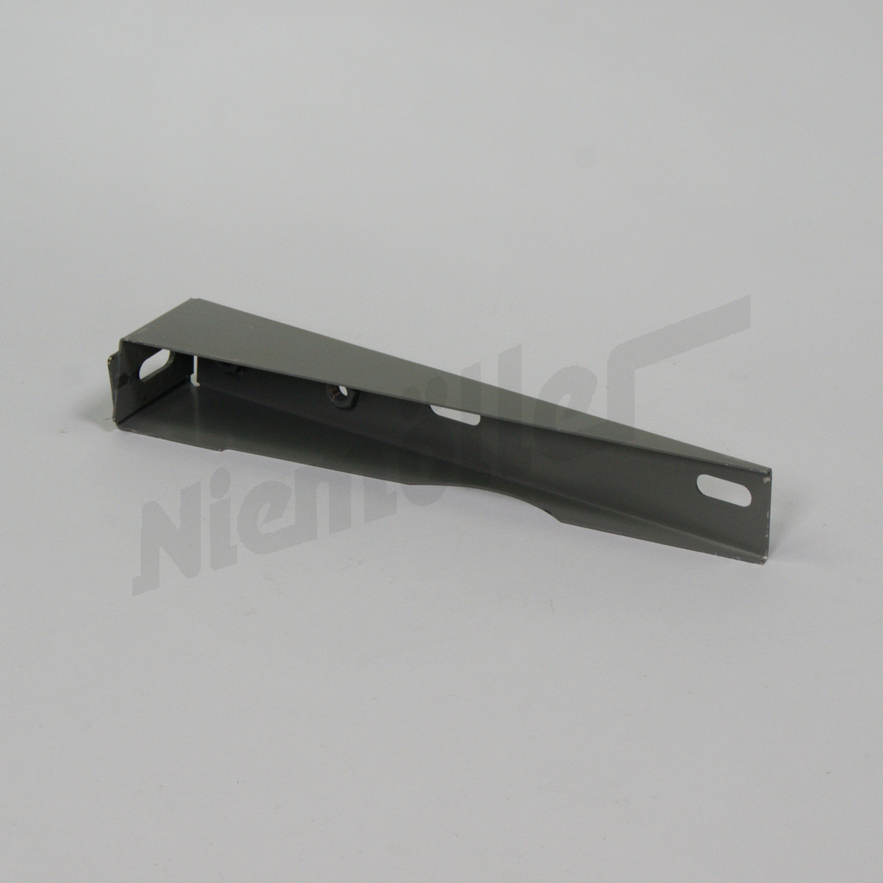 C 88 168a - Prawa podpora zderzaka tylnego