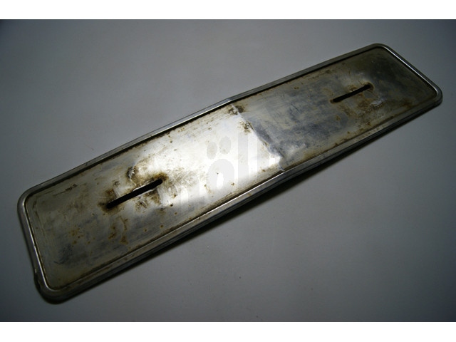 C 88 180 - Arka plaka kapağı Paslı kullanılmış parça