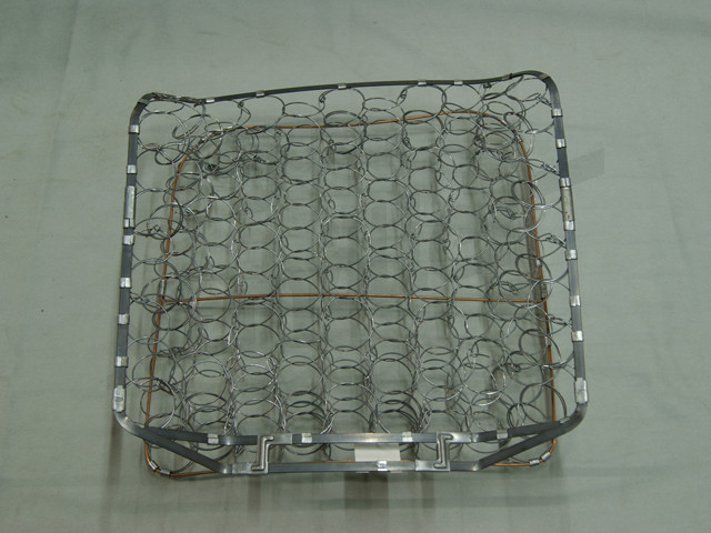 C 91 000d - Pojemnik na sprężyny prawy do oparcia 190SL