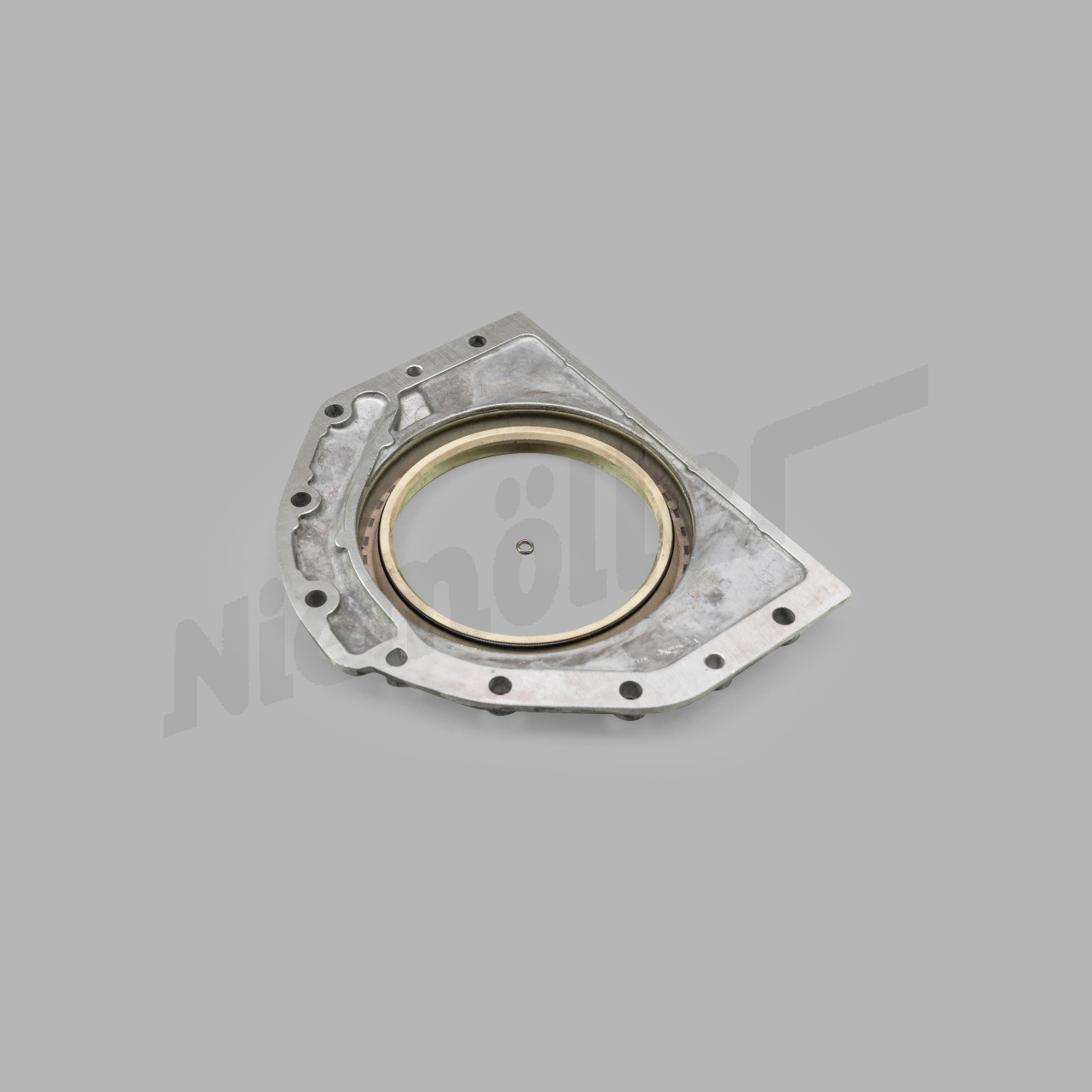 D 01 137 - Pokrywa (tylne uszczelnienie wału korbowego)