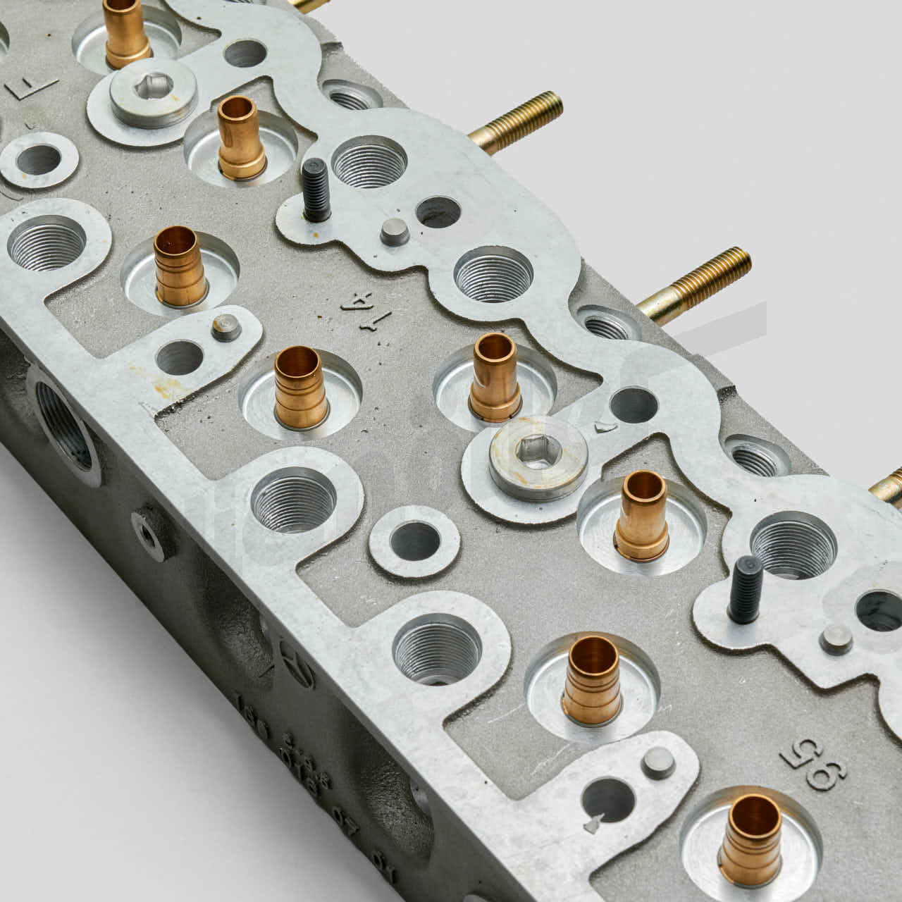 D 01 403 - Culasse sans palier d'arbre à cames