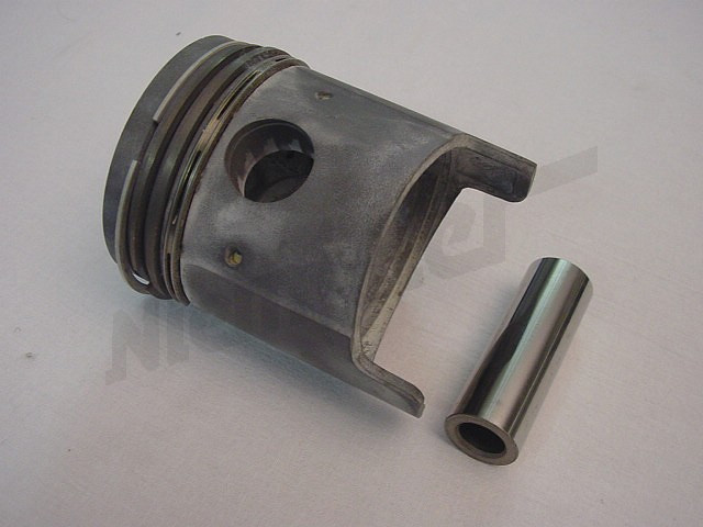 D 03 277f - Piston 83,0 mm 230SL (009802 ila 10833 arası 010, 002358 ila 3010 arası 012)