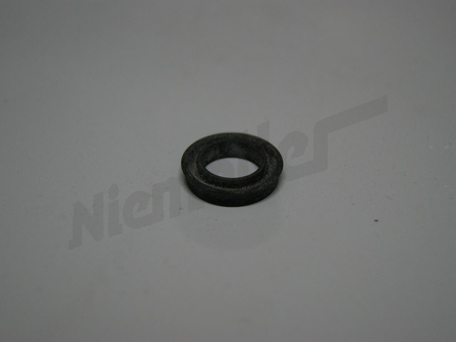 D 25 253 - Rowkowany kołnierz