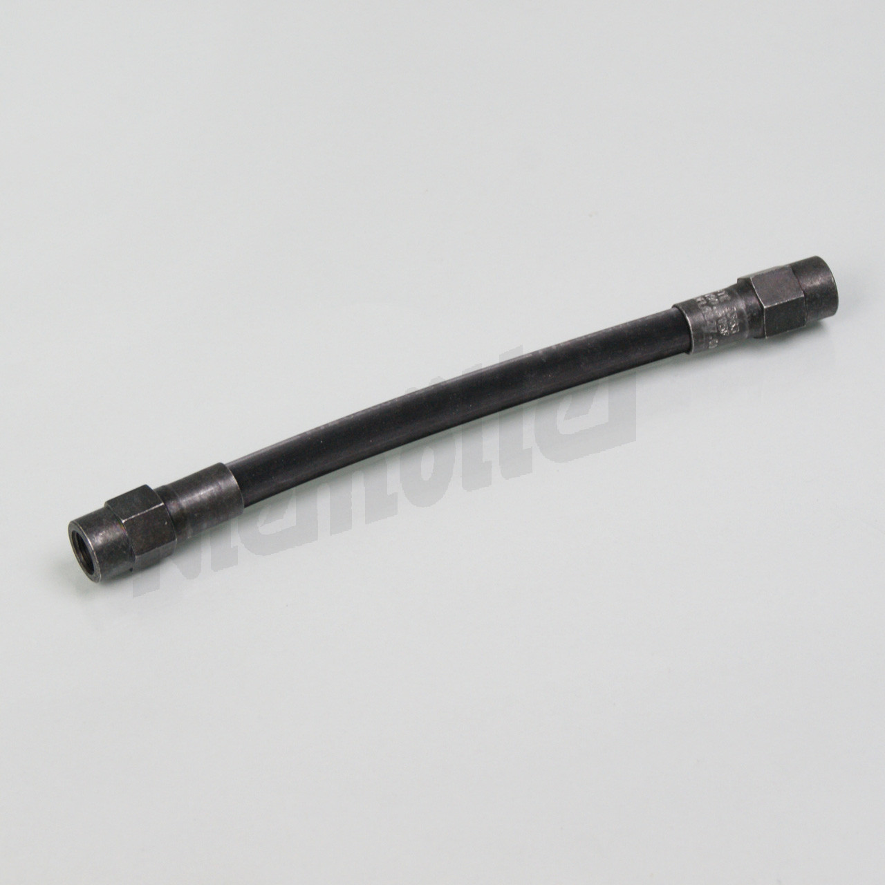 D 29 194a - Tuyau d'accouplement tous W114/ fin W115