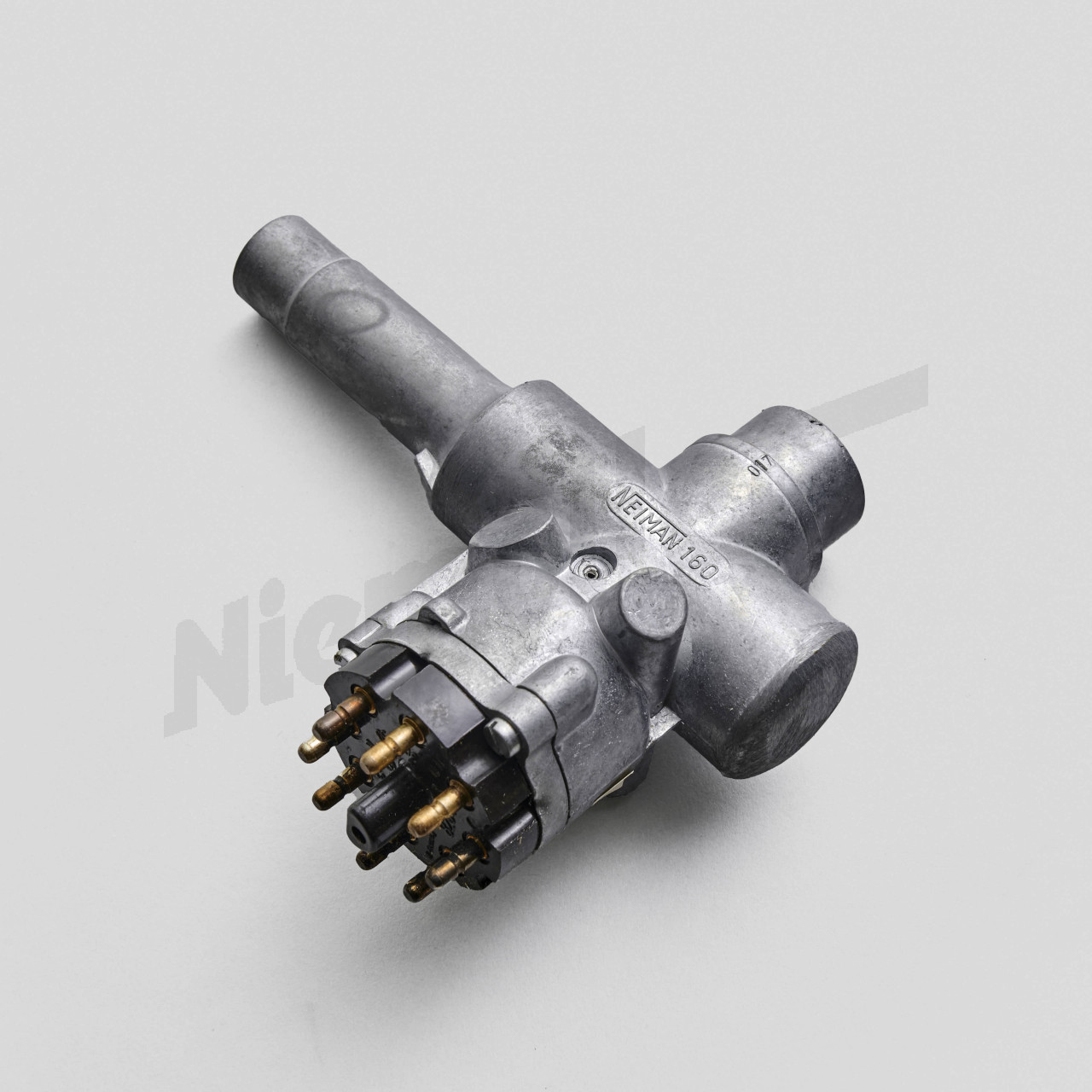 D 46 285 - Direksiyon kilidi sağdan direksiyonlu