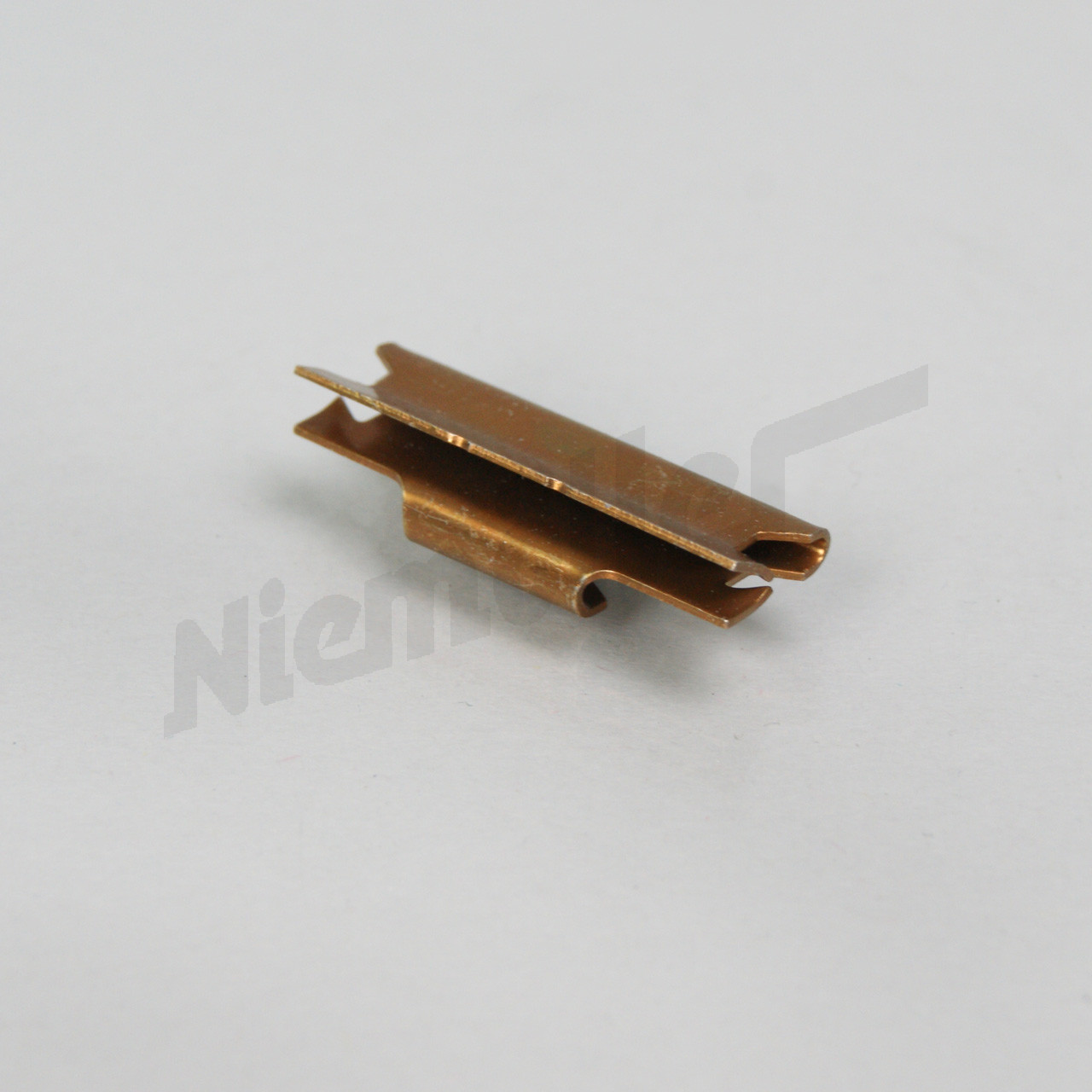 D 47 113 - Montaj braketi
