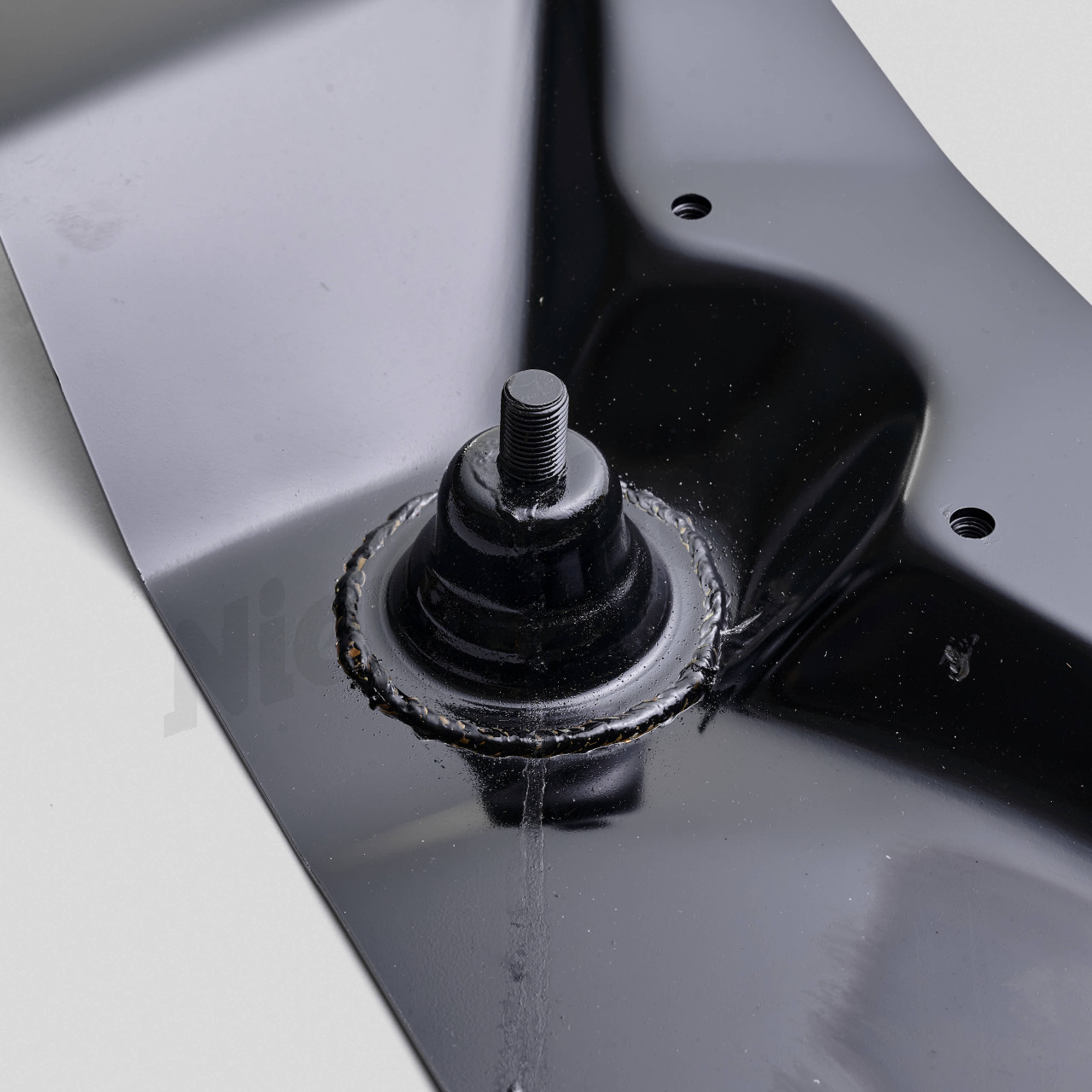 D 61 133c - Tôle de réparation, barre de poussée Réception à droite avec support