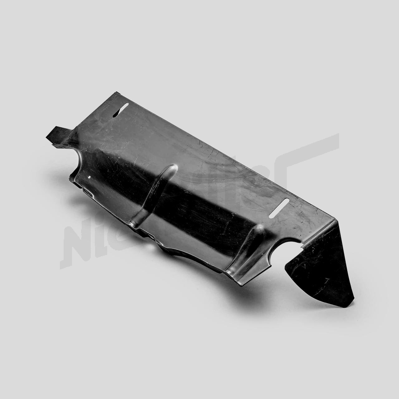 D 62 135 - Płyta przegrody z lewej strony