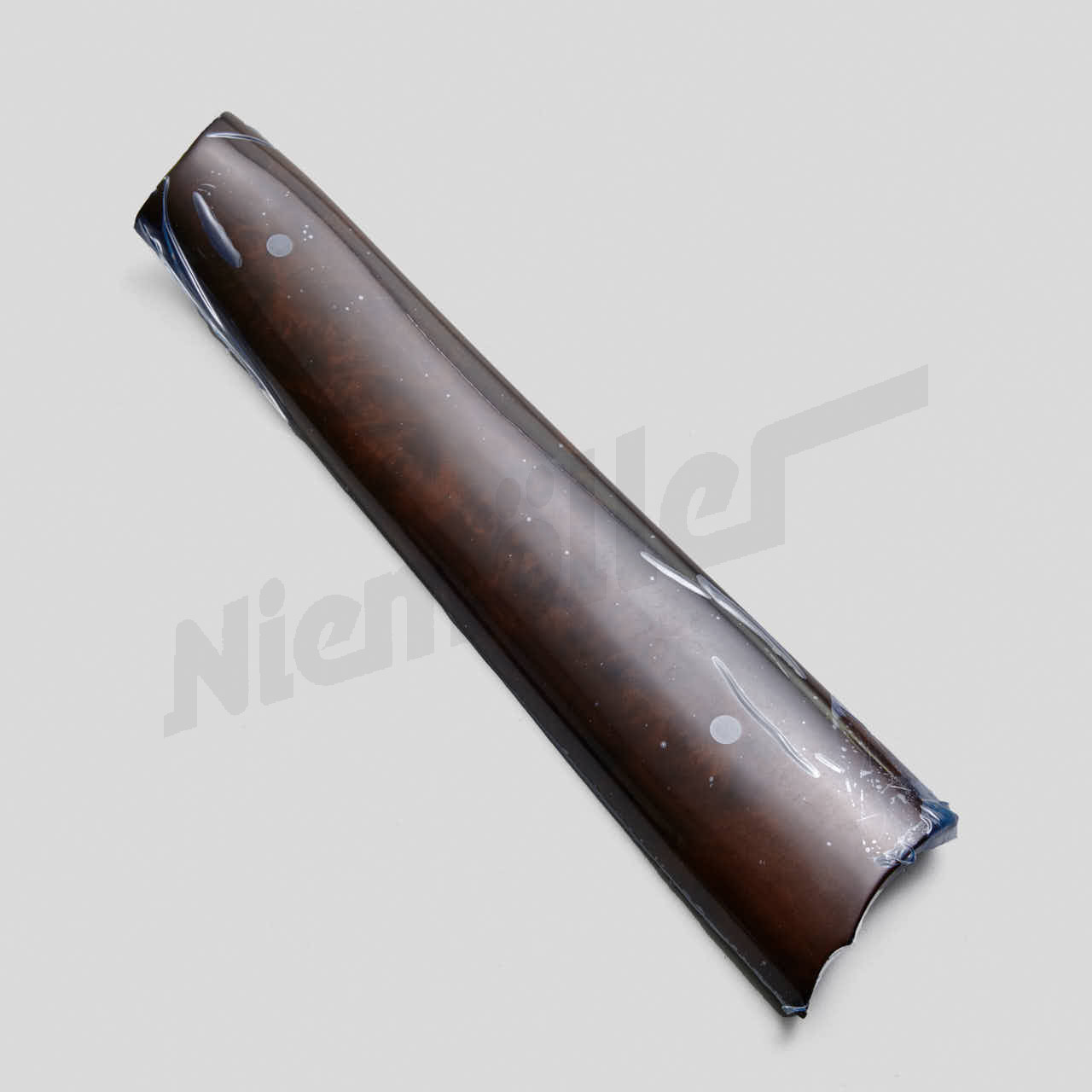 D 67 056 - Cam yarığı, ön cam tarafı sağ