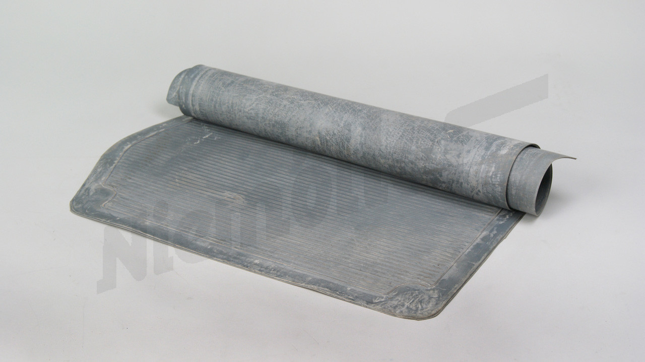 D 68 102 - Rubber mat right driver floor