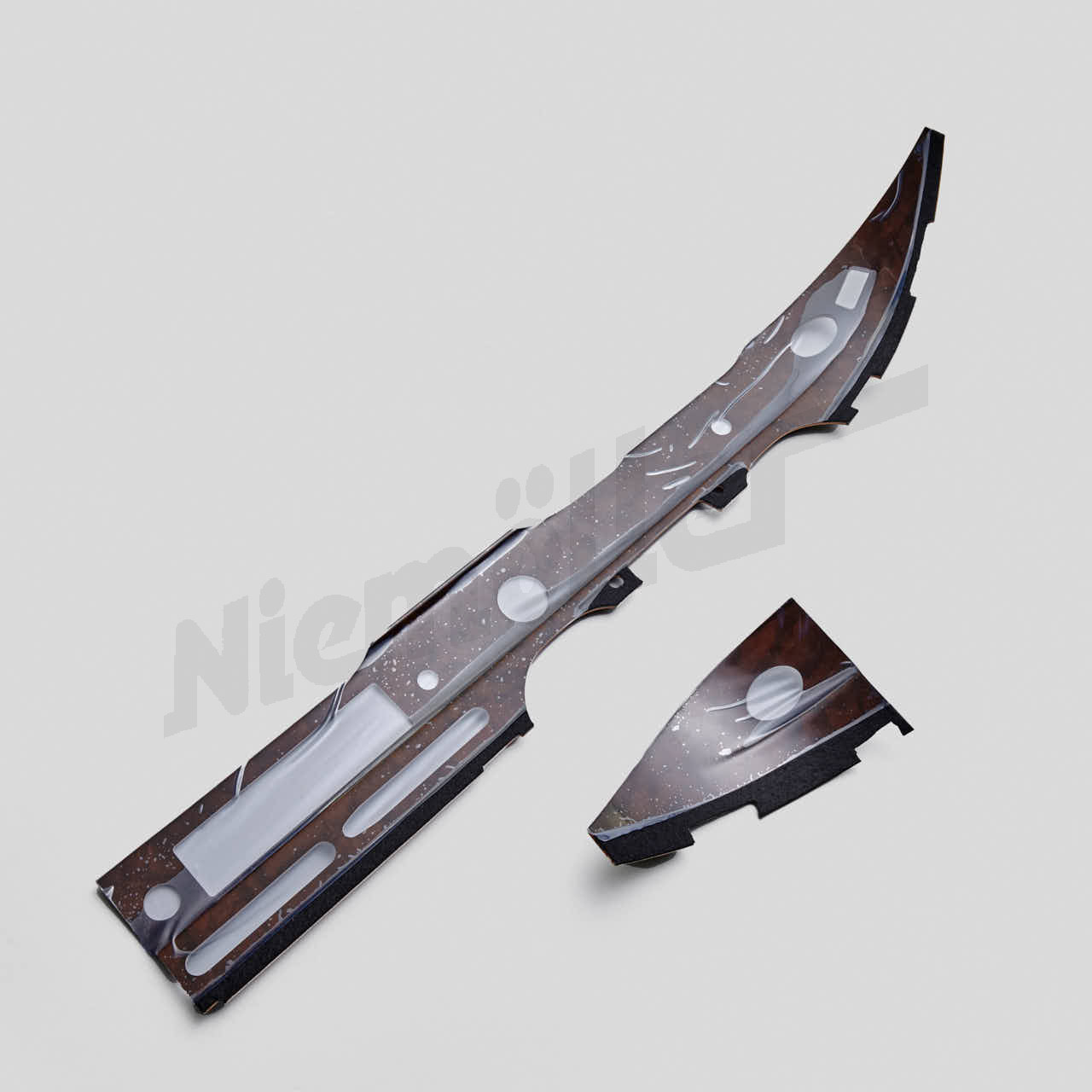 D 68 677 - Listwa ozdobna, dwuczęściowa do tablicy rozdzielczej