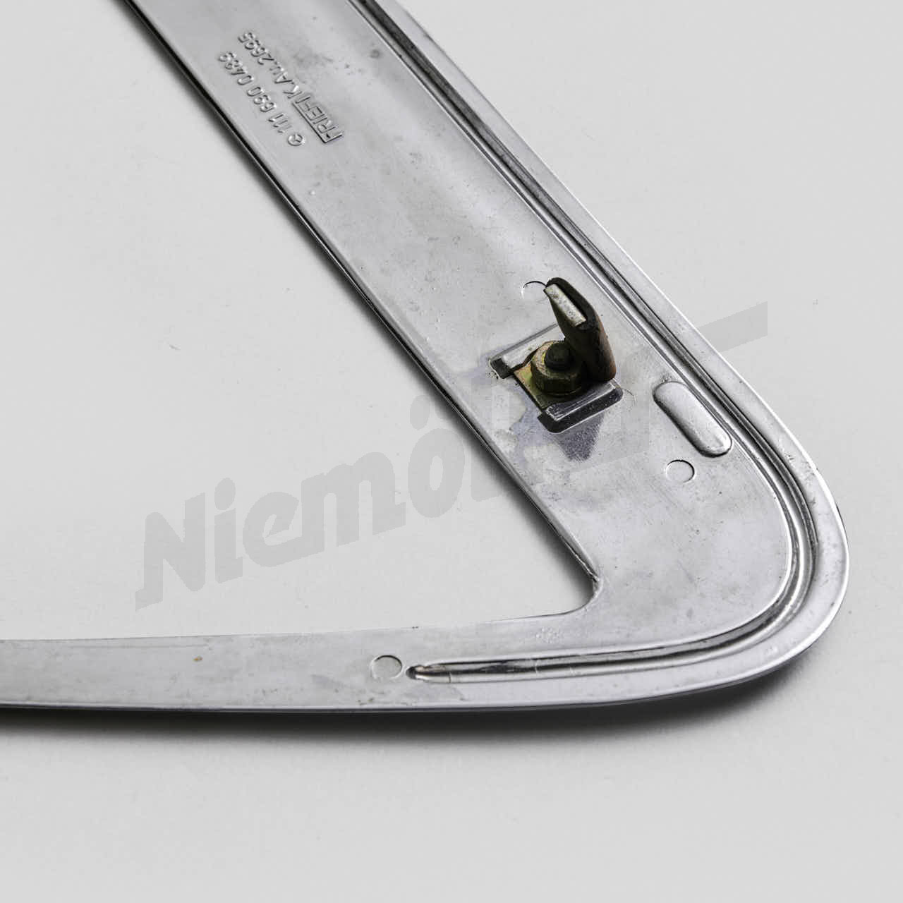 111 690 04 89 W111 części zamiennych Mercedes-Benz