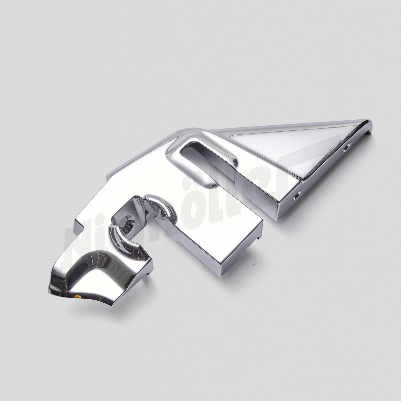 D 69 146 - Cover on left side of box column