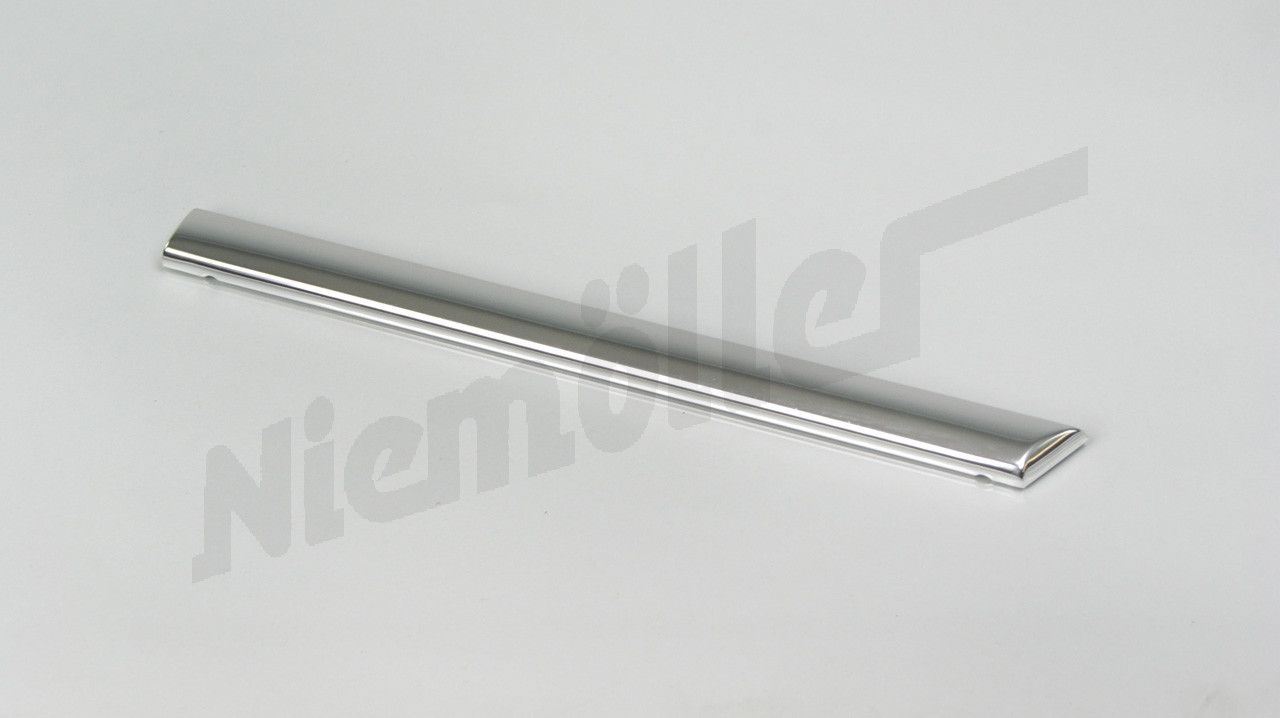 D 69 172 - Aluminiowa listwa tnąca na przednim błotniku poniżej