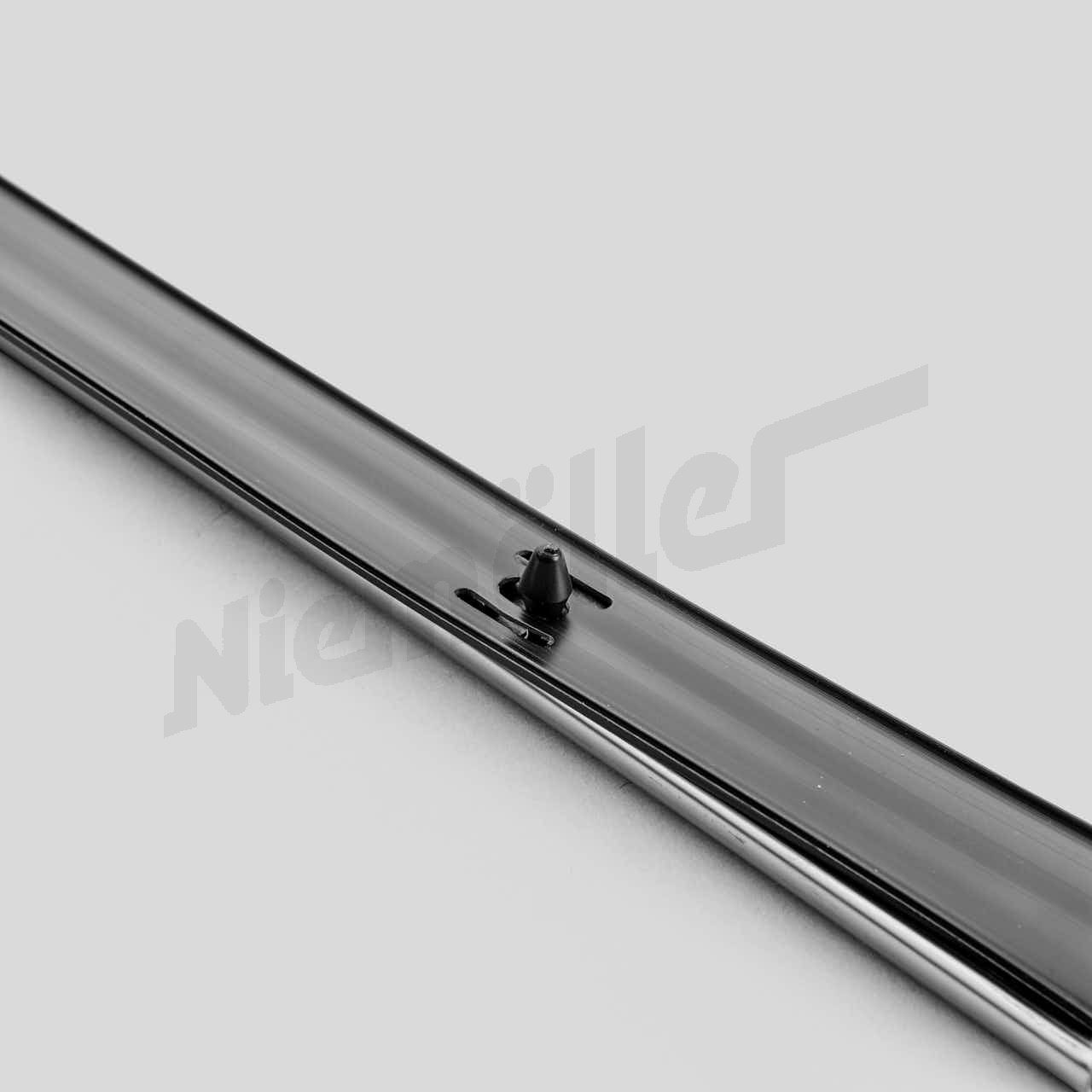 D 69 295 - Trim çubuğu, arka orta bölüm sağ OE kalitesi