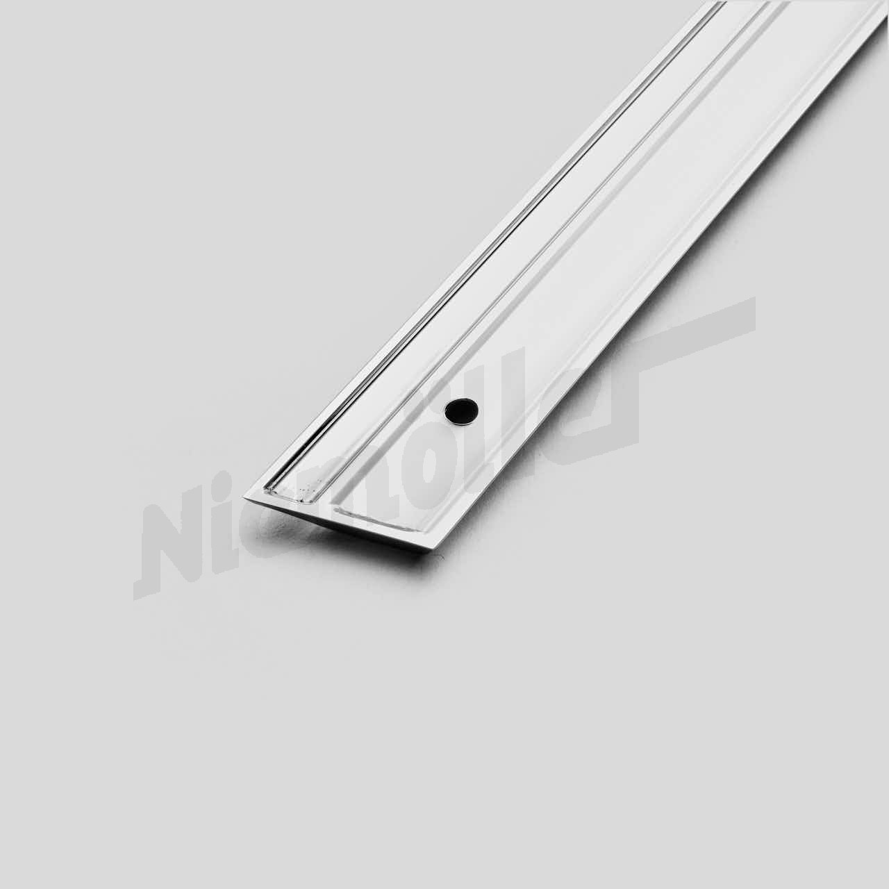 D 72 506 - Drążek ozdobny po prawej stronie u podstawy koralika u dołu drzwi kierowcy