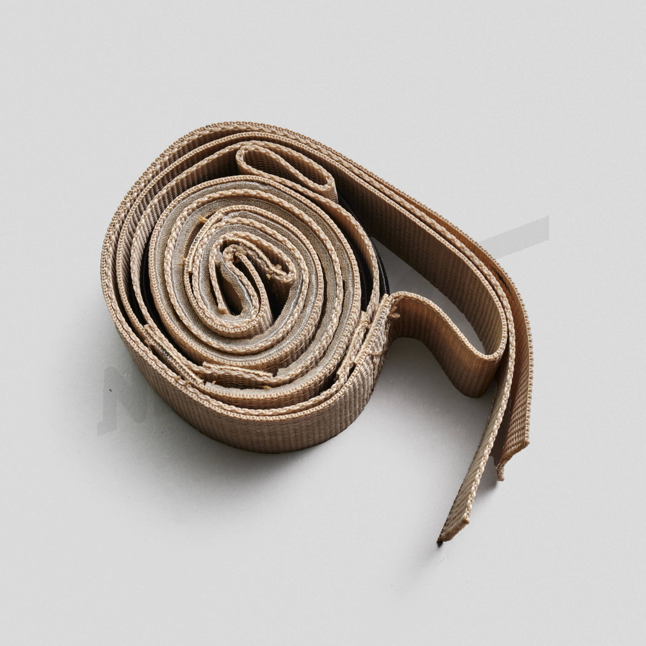 D 77 088a - set of soft top straps beige