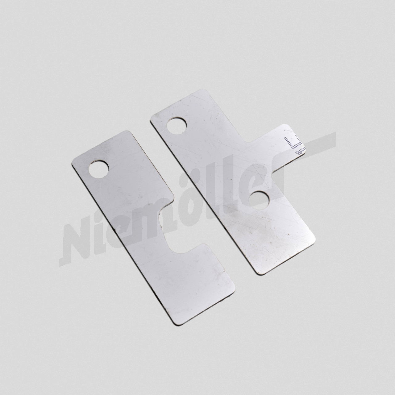 D 77 113 - Pair of spacer, hood frame to console ( 2 pieces )