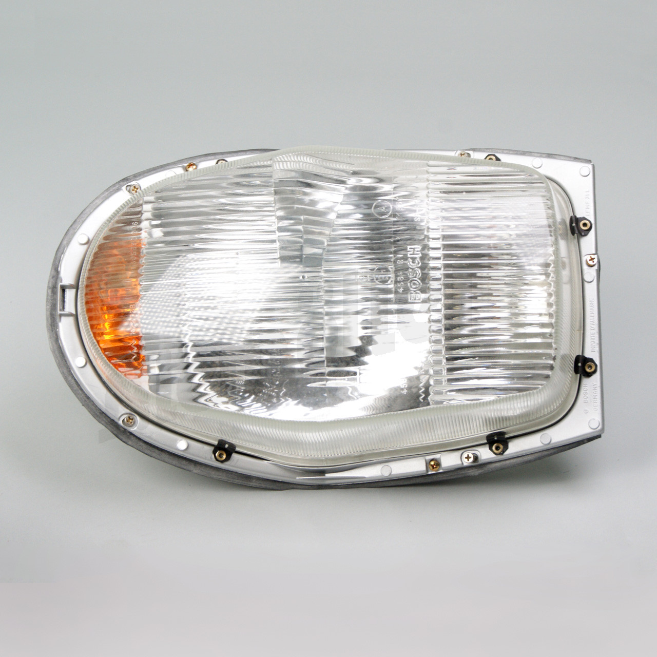 D 82 251 - Işık ünitesi (sağdan trafik)