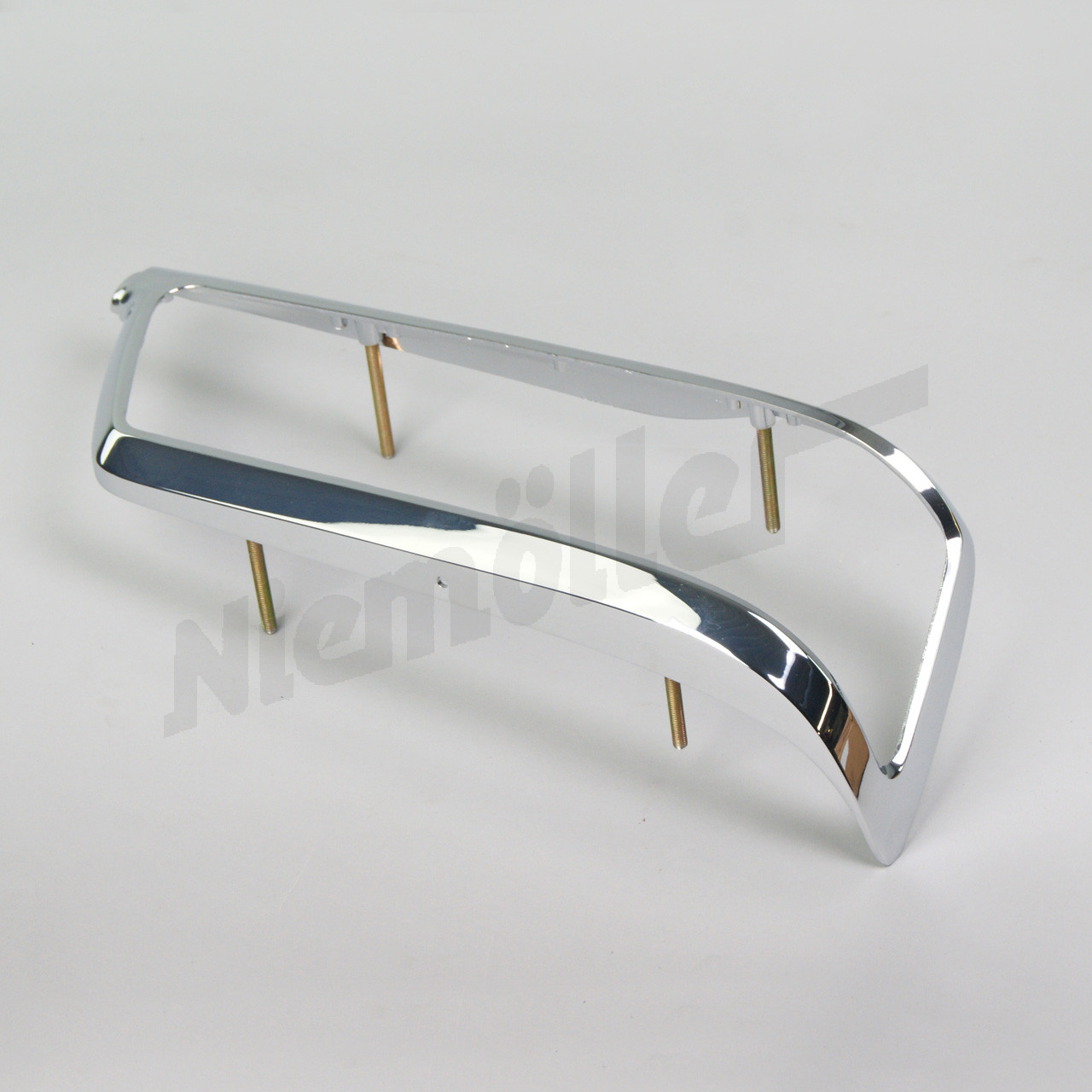 D 82 555 - decorative frame, right