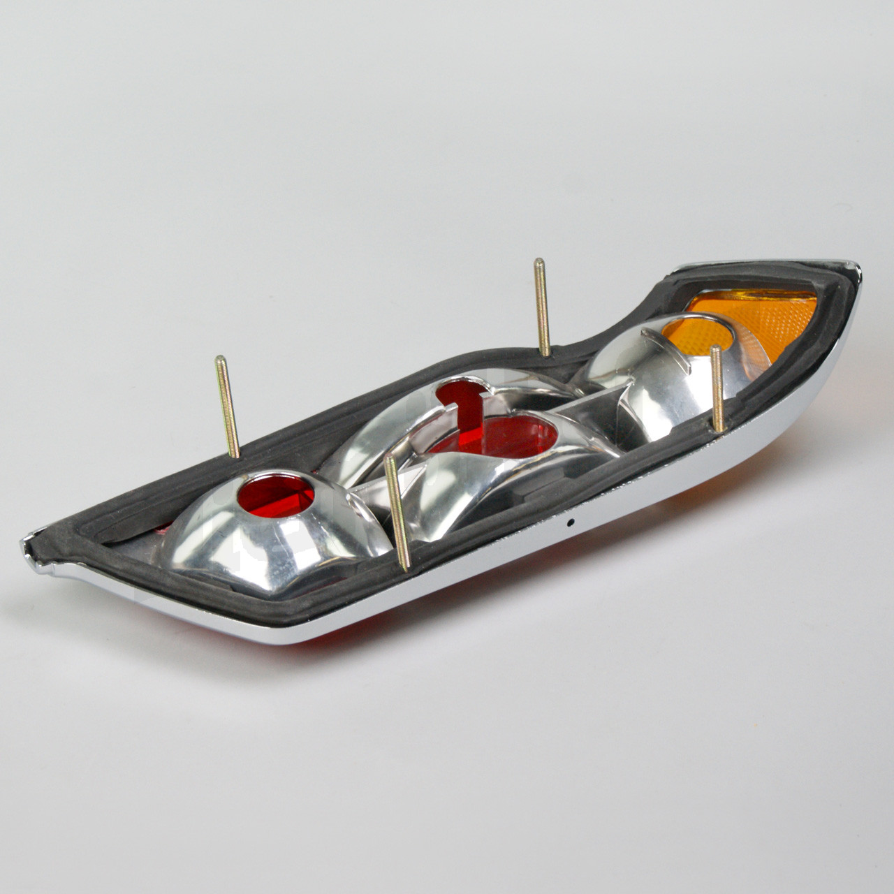 111 826 57 52 Mercedes-Benz W111 yedek parça