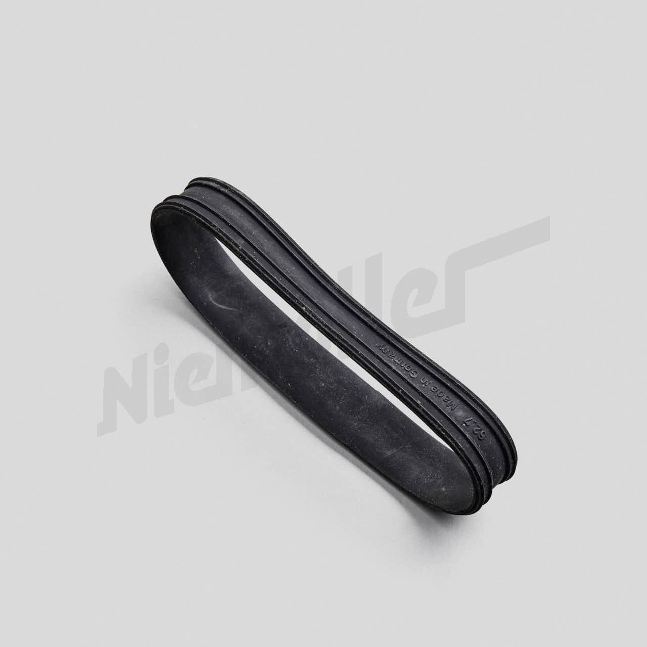 D 82 699 - Pierścień uszczelniający