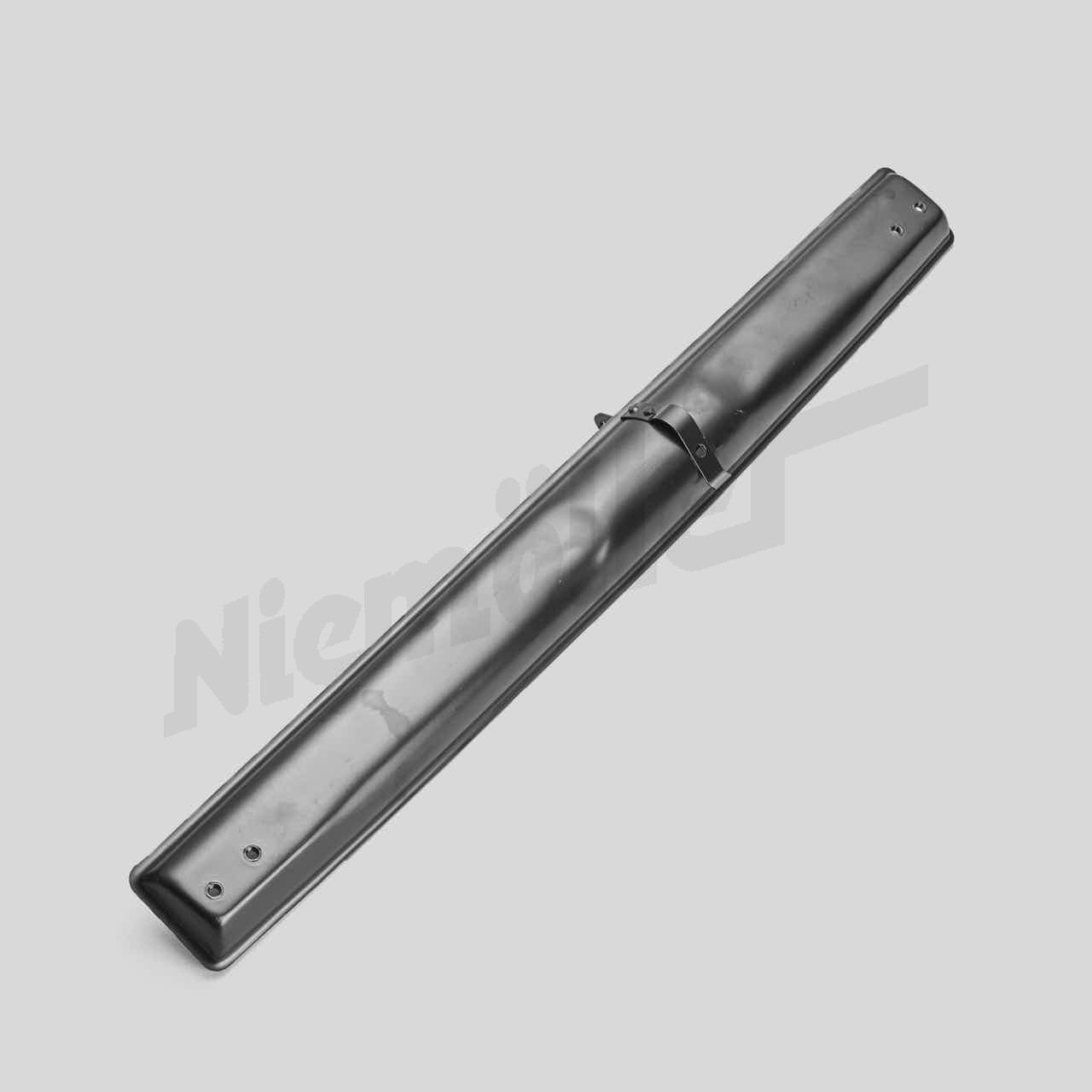 D 83 207 - Temiz hava klapesi (ön duvarın üst kısmında)