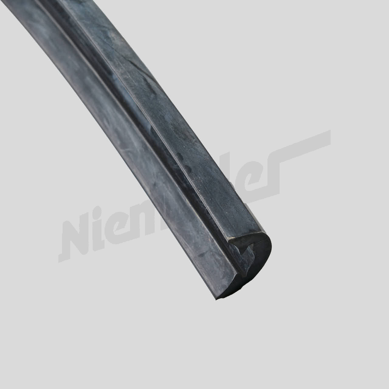 D 88 221 - Achterreling 2480 mm OE-kwaliteit