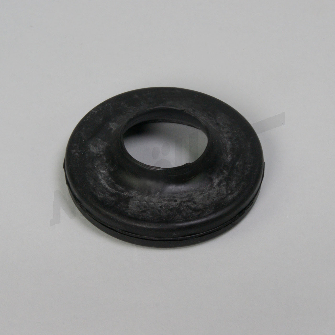 E 32 048 - Kauçuk kapak