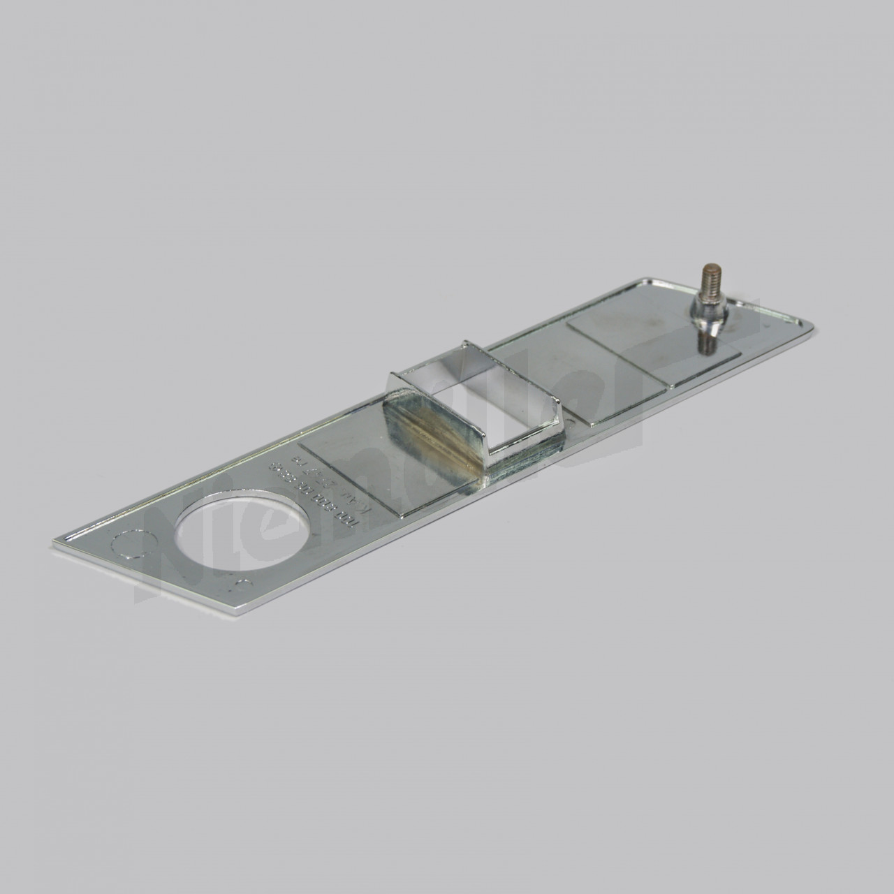 E 80 060 - Sol sürücü kapısı kapak paneli